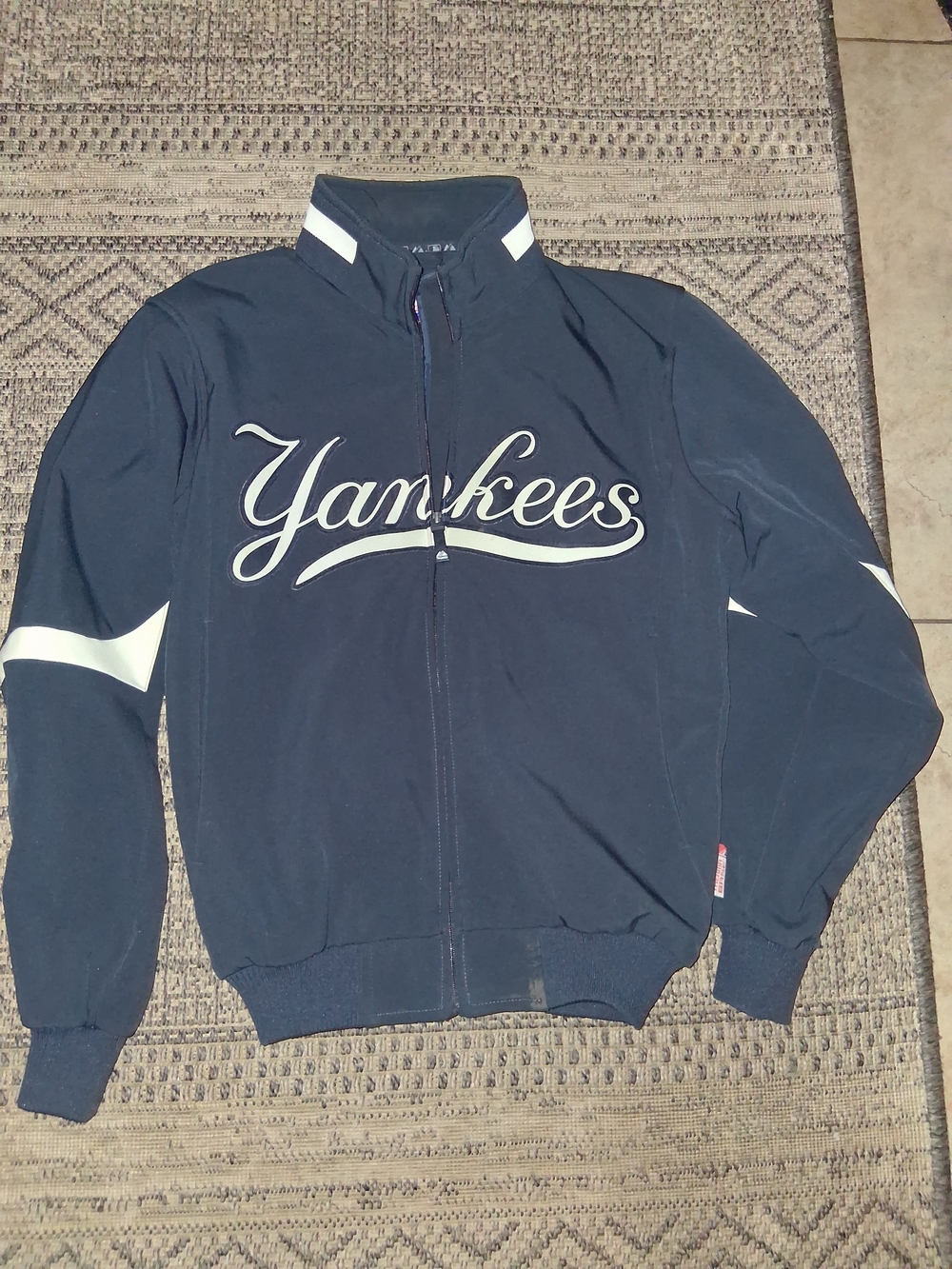 Majestic Navy and White Yankees thermabase Jacket M VINTAGE
